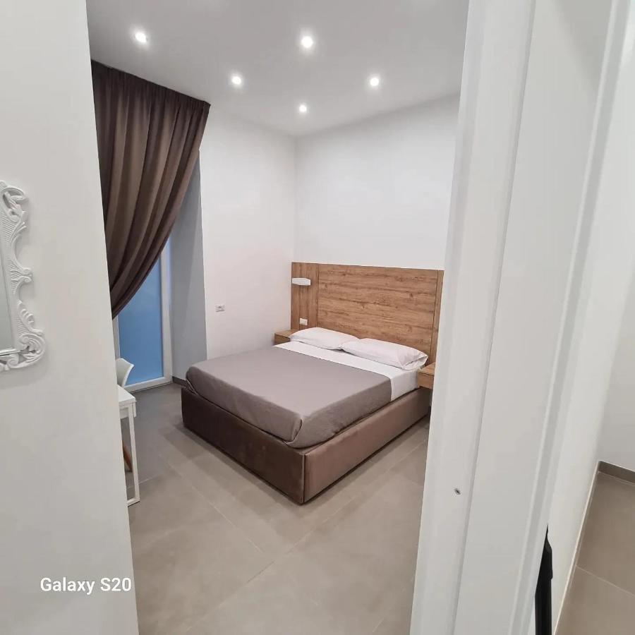 Hotel Residenza Nascari Al Plebiscito à Naples Extérieur photo